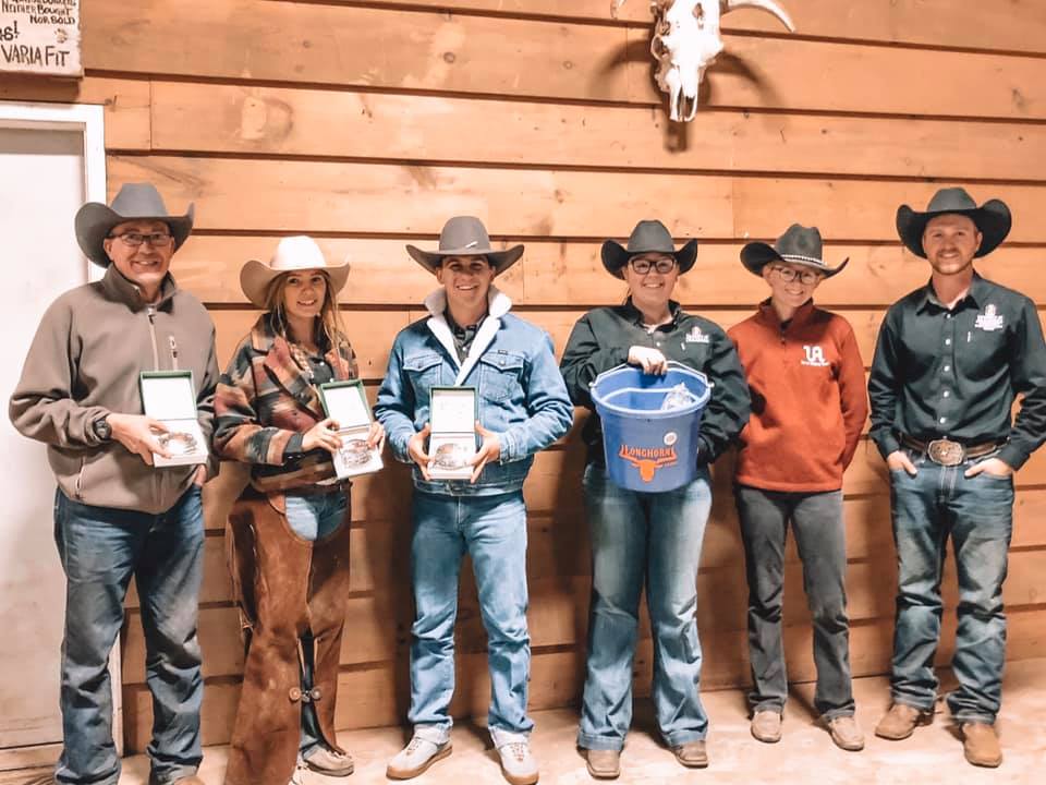 The U of A Ranch Horse team with awards from Mt. Vernon Event